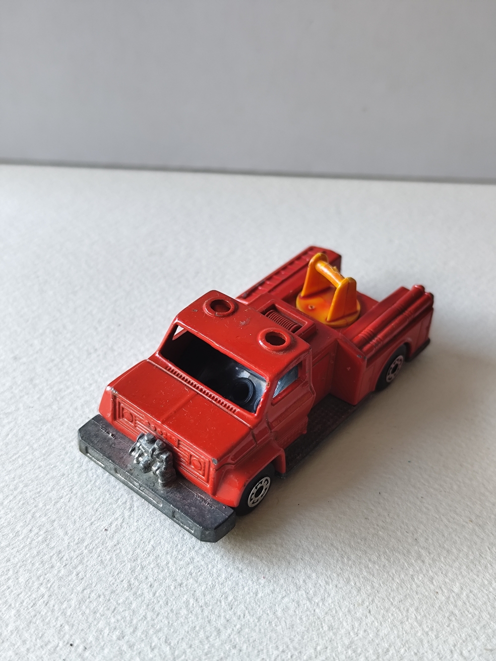 3/$25💙1977 Matchbox Snorkel Fire Engine - Made in England